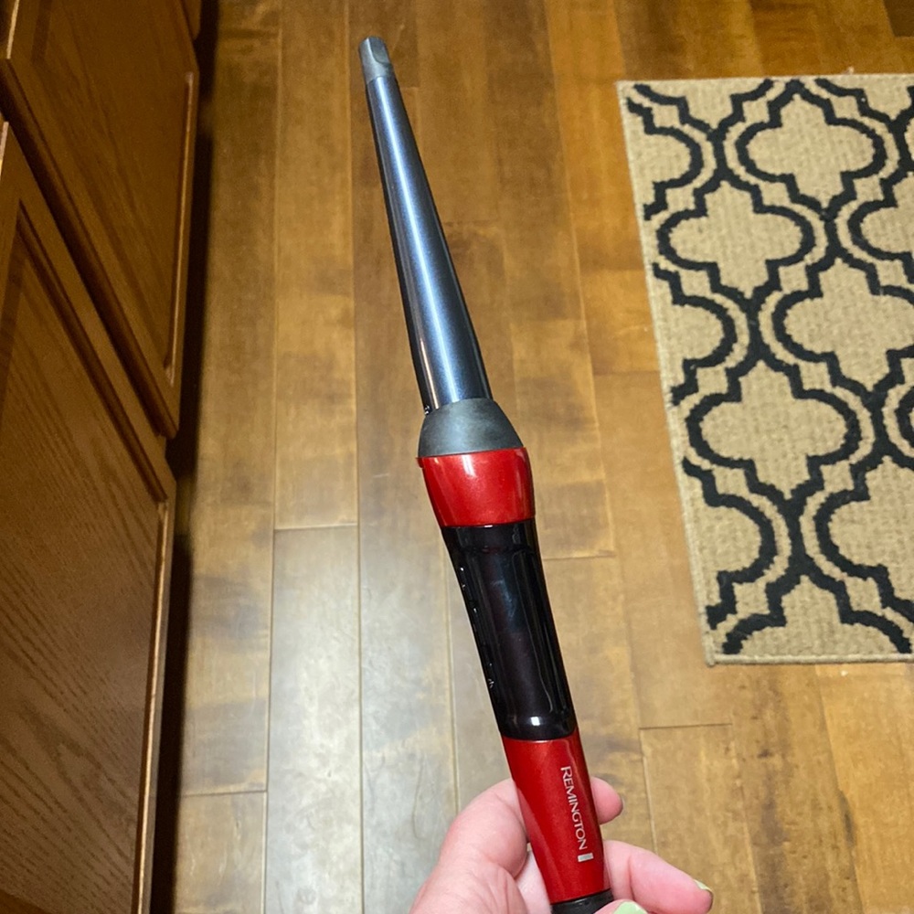 Remington curling wand